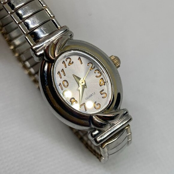 Women Accutime silver tone 19mm oval case silver tone quartz analog running - Picture 2 of 6